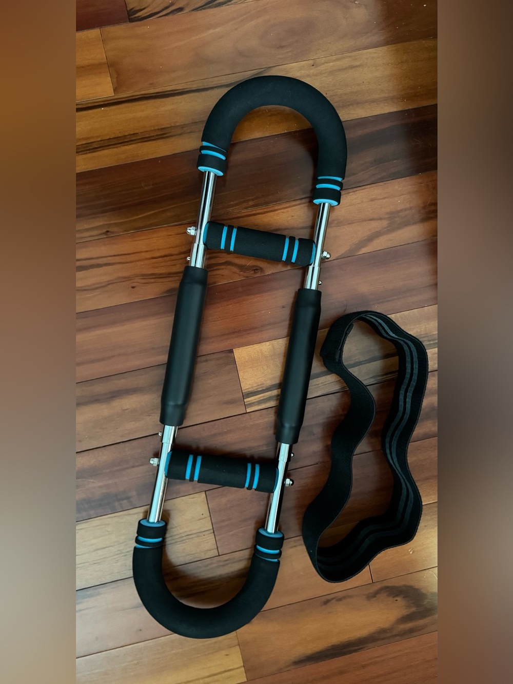 Adjustable Foam Grip Exercise Thigh & Arm Toner with Resistance Band